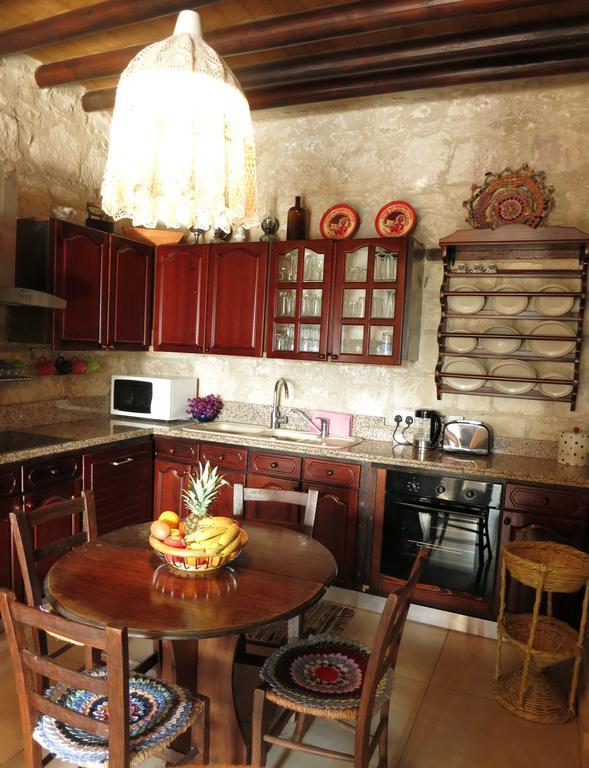폴리스 Simona Stone House 빌라 객실 사진